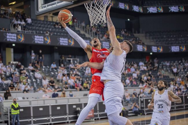 CSM CSU Oradea la prima confruntare stagională cu U-BT Cluj-Napoca